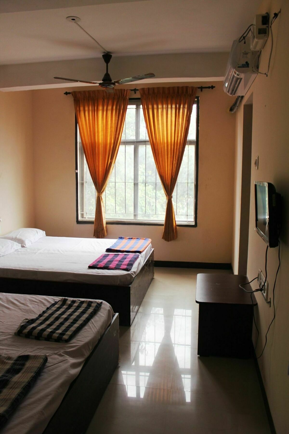 Aishvarya Residency Коимбатур Экстерьер фото